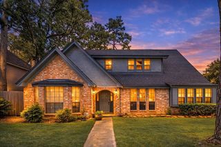 119 Laura Lane, Conroe, TX 77385