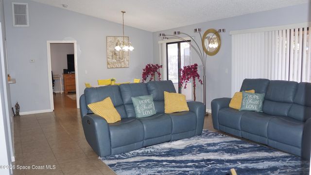 1399 Eldron Boulevard SE, Palm Bay, FL 32909