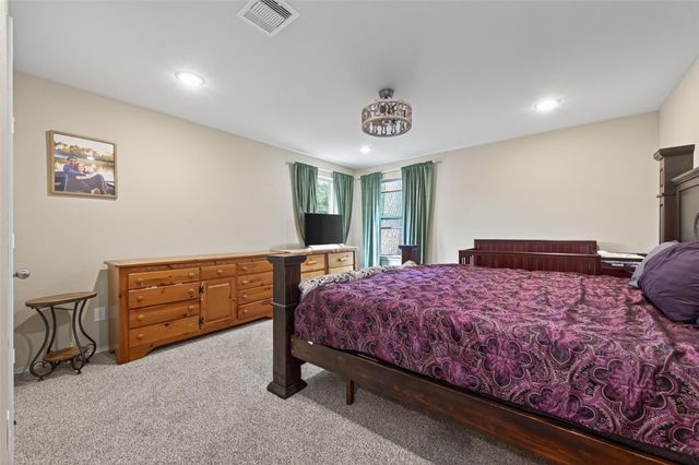 804 Pearl River Drive, Conroe, TX 77316