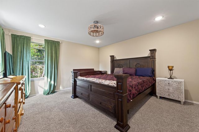 804 Pearl River Drive, Conroe, TX 77316