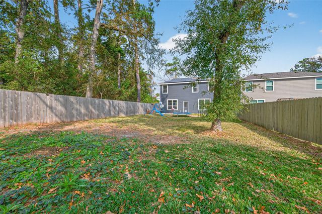 804 Pearl River Drive, Conroe, TX 77316