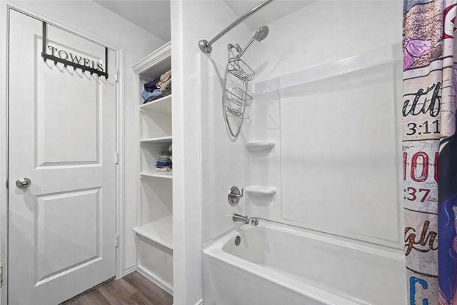 804 Pearl River Drive, Conroe, TX 77316