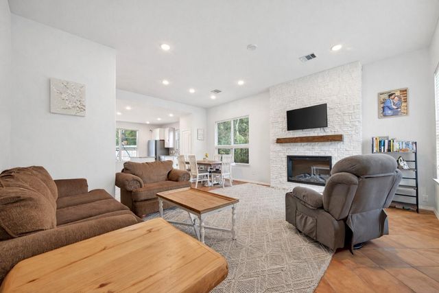 804 Pearl River Drive, Conroe, TX 77316