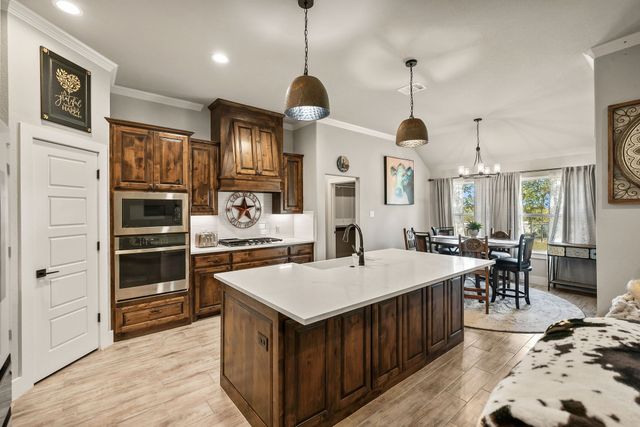 408 Herb Stephens Jr Way, Springtown, TX 76082