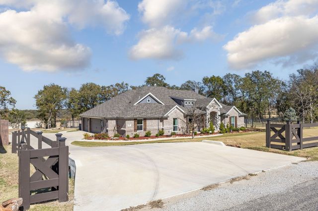 408 Herb Stephens Jr Way, Springtown, TX 76082