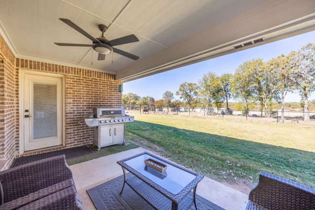 408 Herb Stephens Jr Way, Springtown, TX 76082