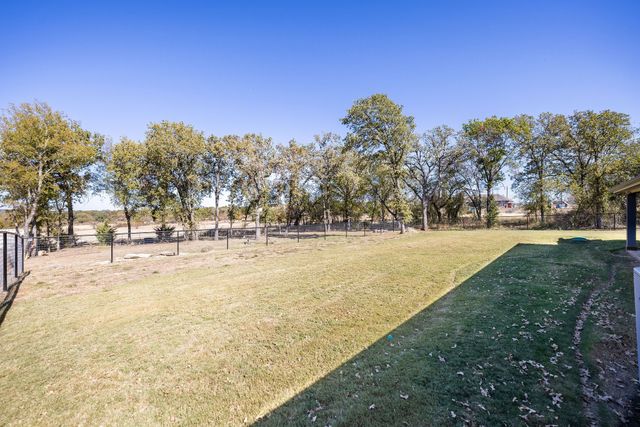 408 Herb Stephens Jr Way, Springtown, TX 76082