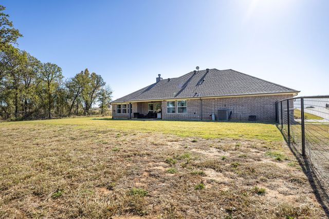 408 Herb Stephens Jr Way, Springtown, TX 76082