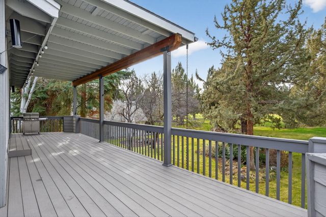 1993 Osprey Drive, Redmond, OR 97756