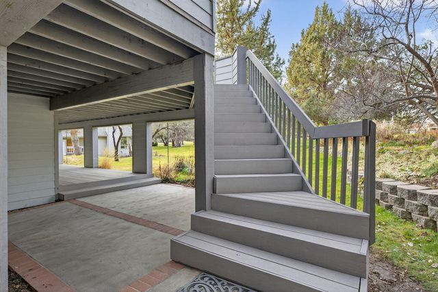 1993 Osprey Drive, Redmond, OR 97756