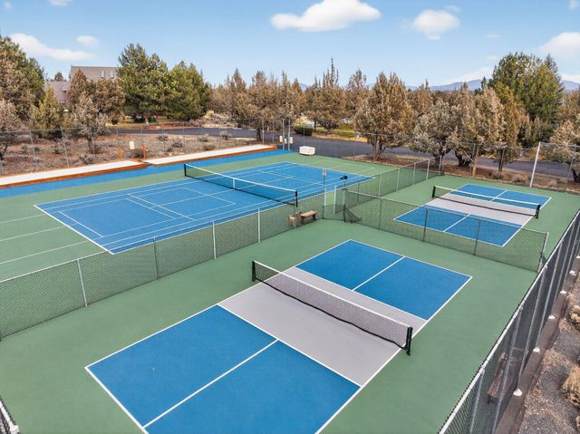 1993 Osprey Drive, Redmond, OR 97756