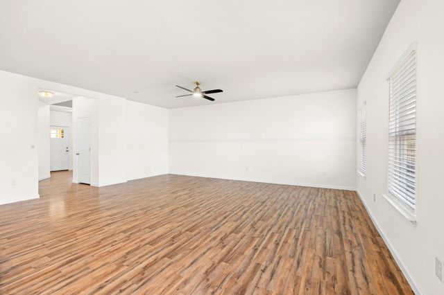 128 Dunlin LN, Leander, TX 78641