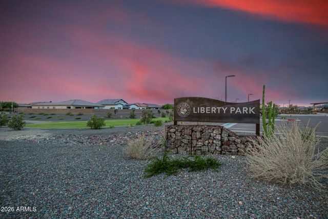 10043 W ROBIN Lane, Peoria, AZ 85383