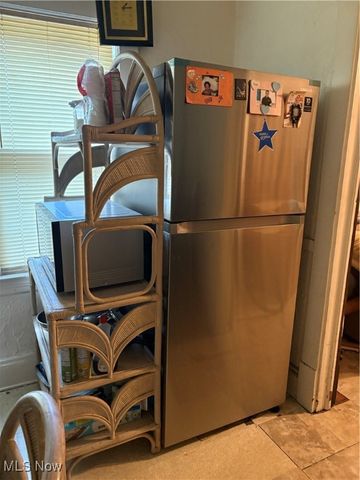 9624 lamontier, Cleveland, OH 44104