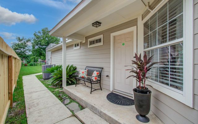 2516 Vaughn Street, Houston, TX 77093