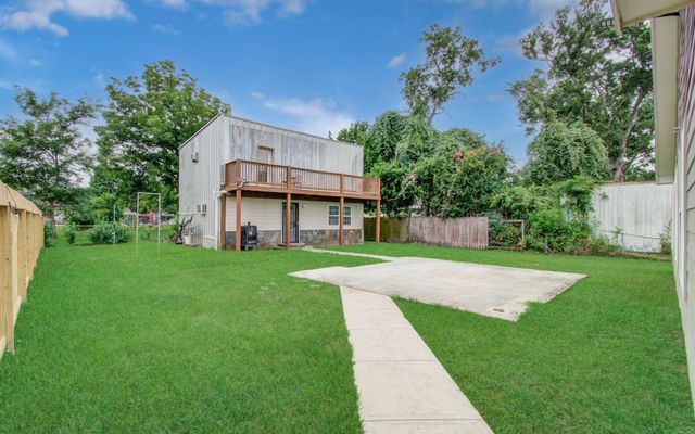 2516 Vaughn Street, Houston, TX 77093