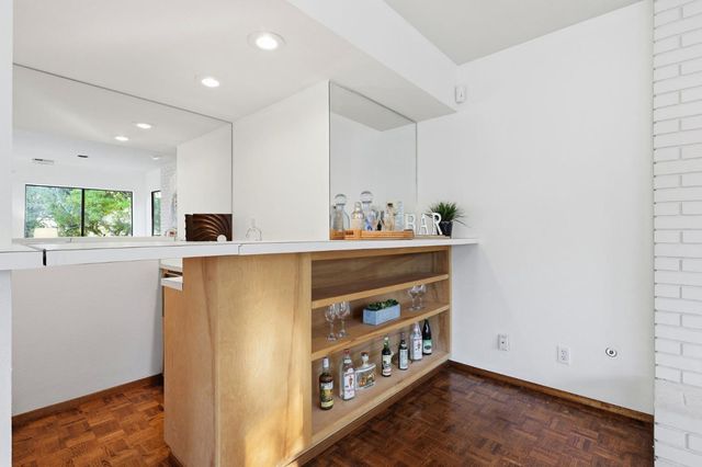 100 Rizal Drive, Hillsborough, CA 94010