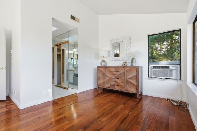 100 Rizal Drive, Hillsborough, CA 94010