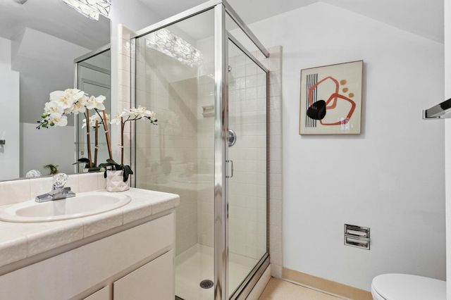 100 Rizal Drive, Hillsborough, CA 94010