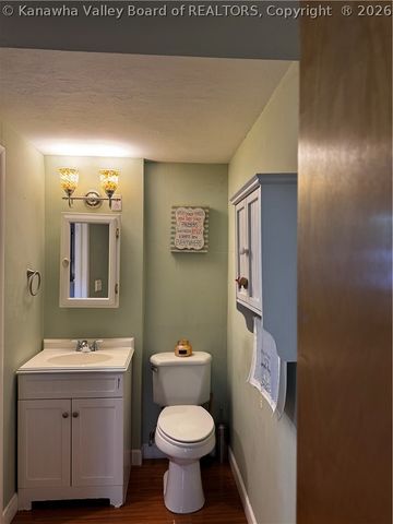 1939 Lincoln Avenue, St Albans, WV 25177