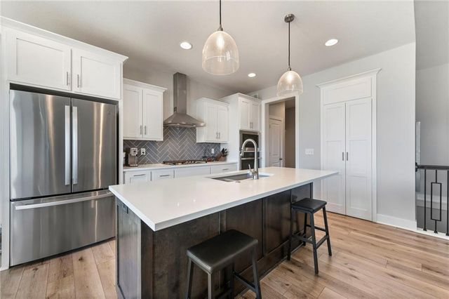 5013 N 145th Street, Basehor, KS 66007