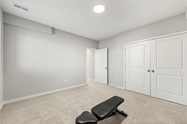 5013 N 145th Street, Basehor, KS 66007