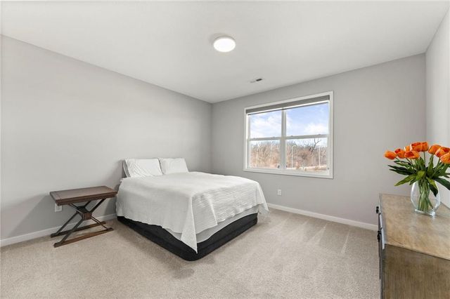 5013 N 145th Street, Basehor, KS 66007