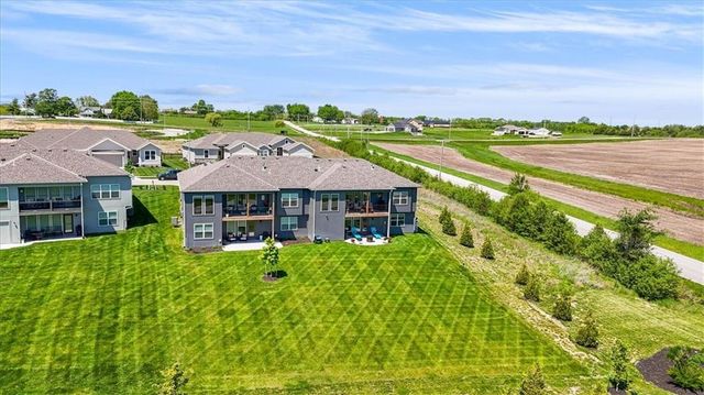 5013 N 145th Street, Basehor, KS 66007