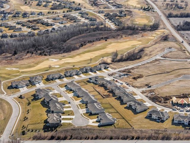 5013 N 145th Street, Basehor, KS 66007