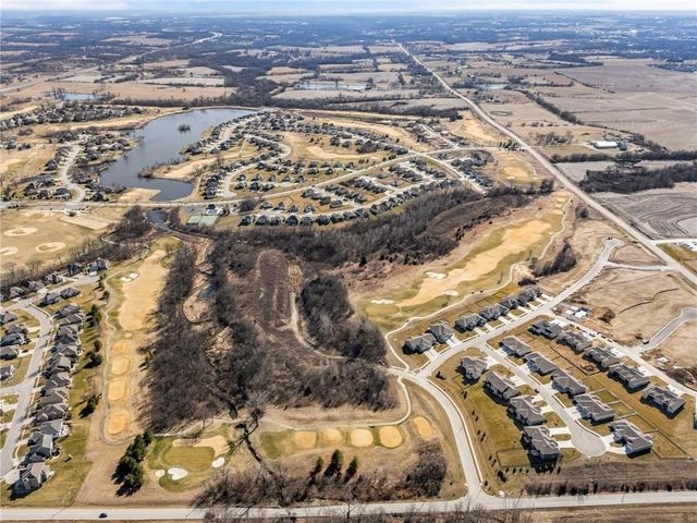 5013 N 145th Street, Basehor, KS 66007