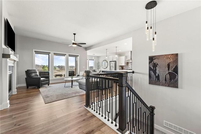 5013 N 145th Street, Basehor, KS 66007