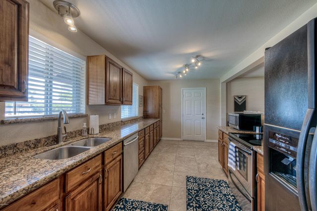 8031 E Oak Street, Scottsdale, AZ 85257