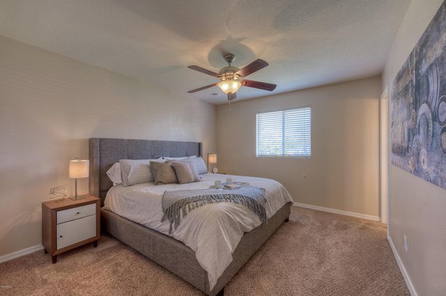 8031 E Oak Street, Scottsdale, AZ 85257