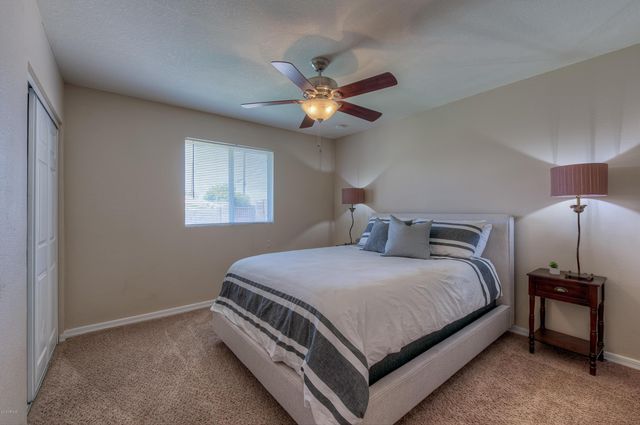 8031 E Oak Street, Scottsdale, AZ 85257