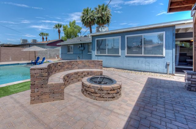 8031 E Oak Street, Scottsdale, AZ 85257