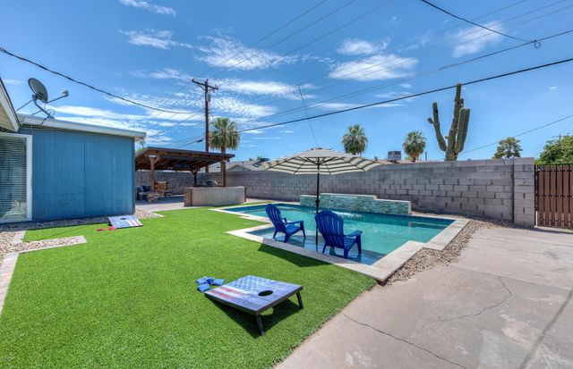 8031 E Oak Street, Scottsdale, AZ 85257