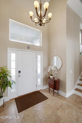 3307 Sterlingwood Lane, Perrysburg, OH 43551