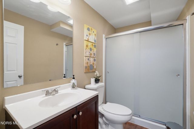 3307 Sterlingwood Lane, Perrysburg, OH 43551