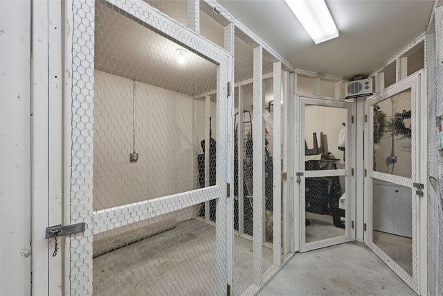 732 S Market Street 6, Solon, IA 52333