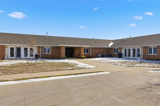 732 S Market Street 6, Solon, IA 52333