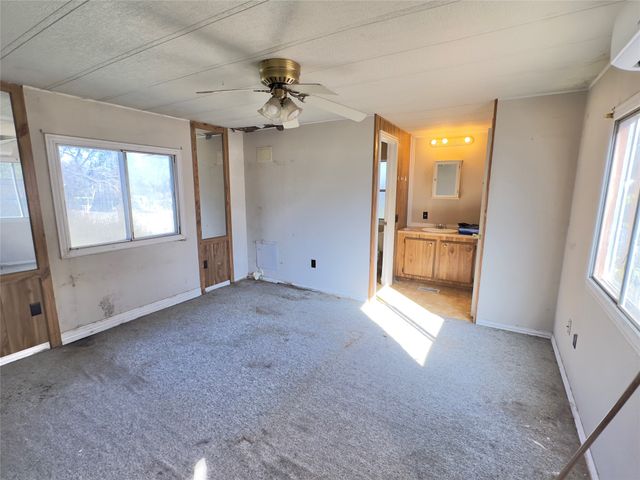 3003 Rockwood Drive, Granbury, TX 76048