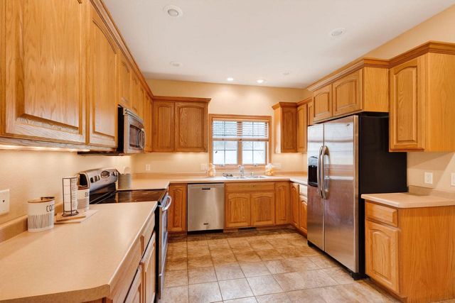N7351 Ptarmigan DRIVE, Pardeeville, WI 53954