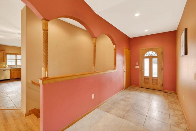 N7351 Ptarmigan DRIVE, Pardeeville, WI 53954