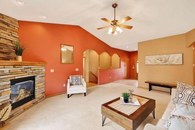 N7351 Ptarmigan DRIVE, Pardeeville, WI 53954
