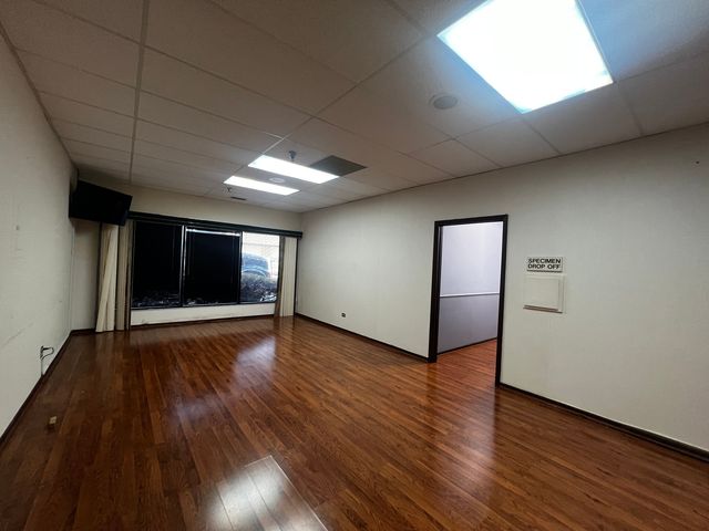 9944 S ROBERTS Road 107, Palos Hills, IL 60465