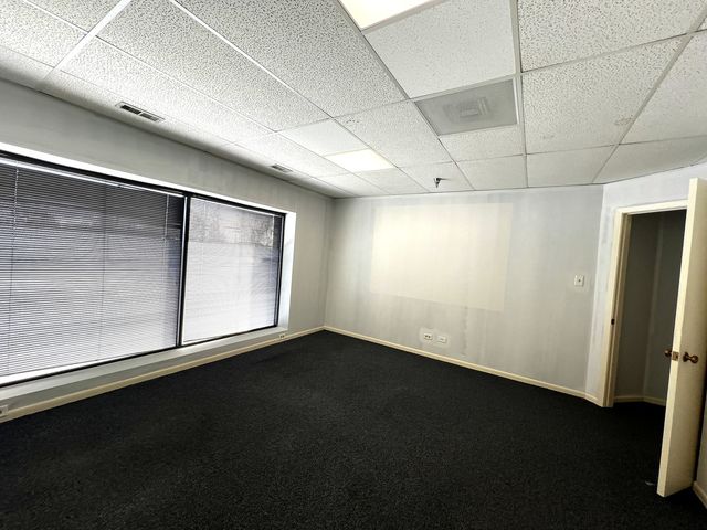 9944 S ROBERTS Road 107, Palos Hills, IL 60465
