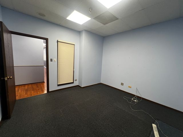 9944 S ROBERTS Road 107, Palos Hills, IL 60465