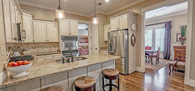 1784 PENSHURST DR, Collierville, TN 38017