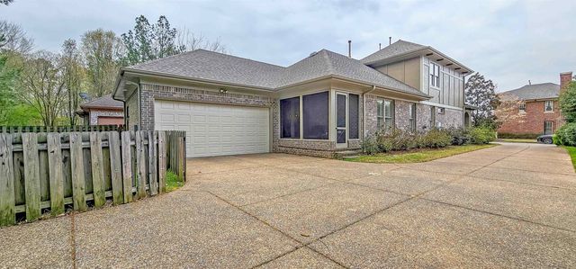 1784 PENSHURST DR, Collierville, TN 38017