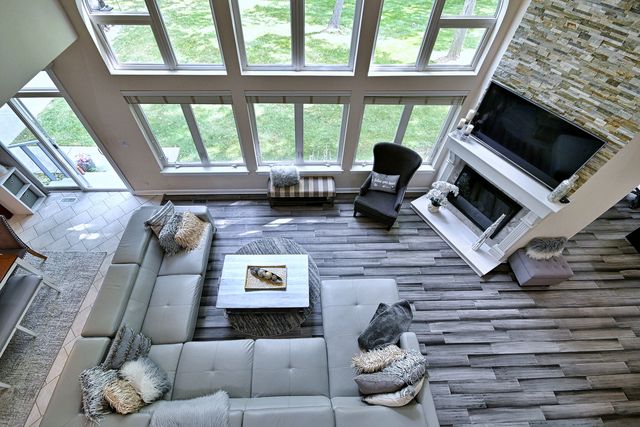 383 Country Oak Lane, Inverness, IL 60067